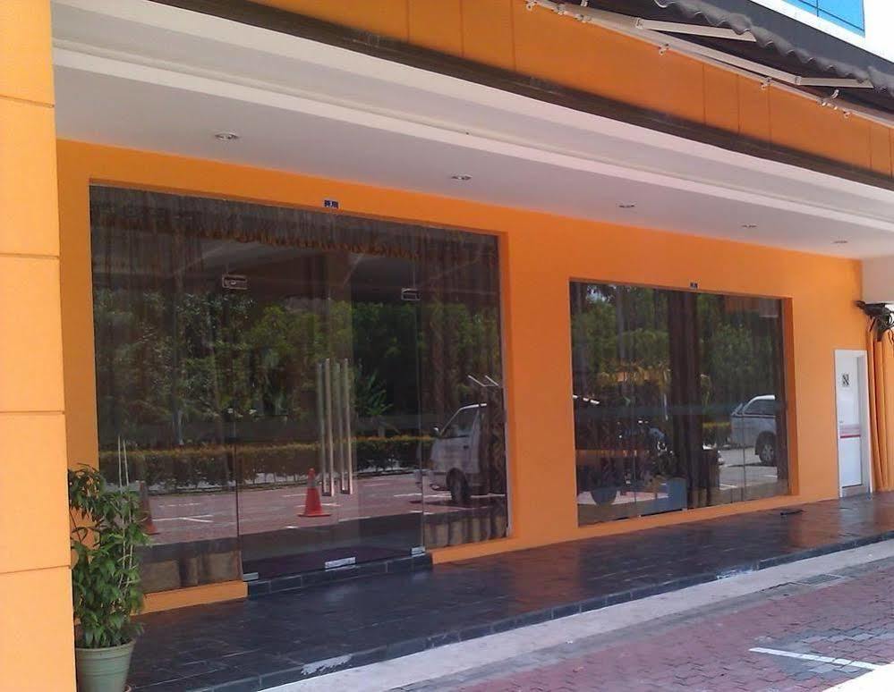 Nouvelle Hotel Johor クライ エクステリア 写真